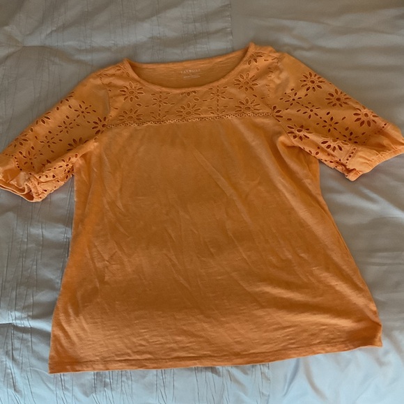 Eyelet Sleeve Ballet Neck Tee size M from Talbots - Picture 2 of 8